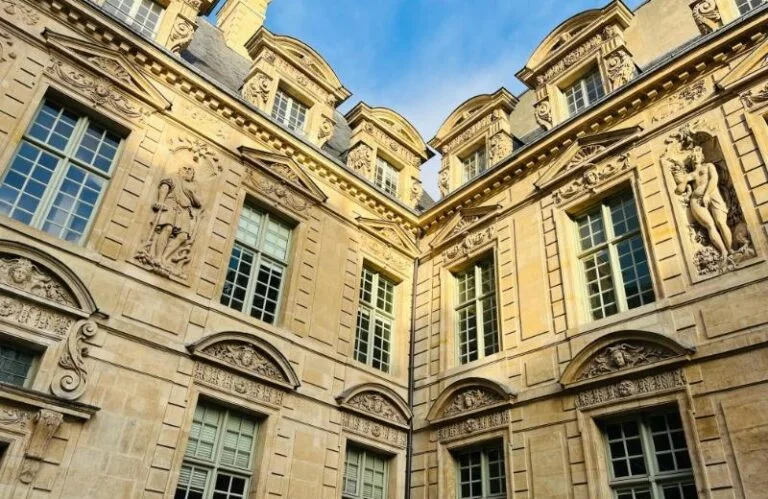 Hôtel de Sully Le Marais Paris France