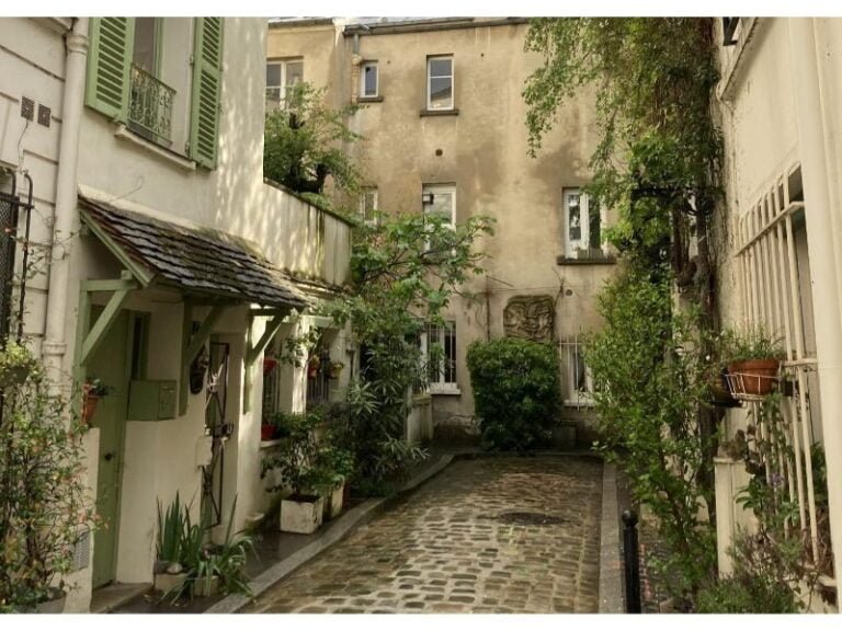 Quartier Montparnasse ruelle typique